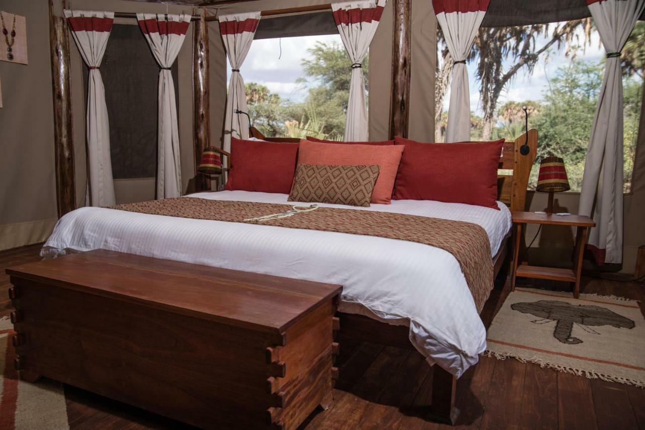 Elephant Bedroom Camp - Samburu Archers Post Екстер'єр фото